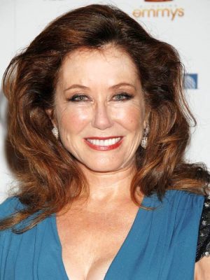 Mary McDonnell Height, Weight, Birthday, Hair Color, Eye Color