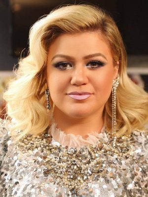 Kelly Clarkson Height, Weight, Birthday, Hair Color, Eye Color