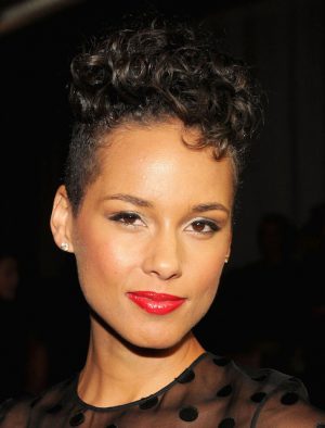 Alicia Keys Height, Weight, Birthday, Hair Color, Eye Color