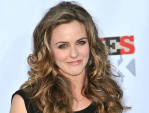 Alicia Silverstone Height, Weight, Birthday, Hair Color, Eye Color