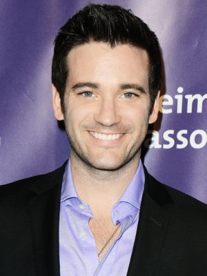 Colin Donnell Height, Weight, Birthday, Hair Color, Eye Color