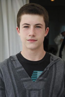 Dylan Minnette Height, Weight, Birthday, Hair Color, Eye Color