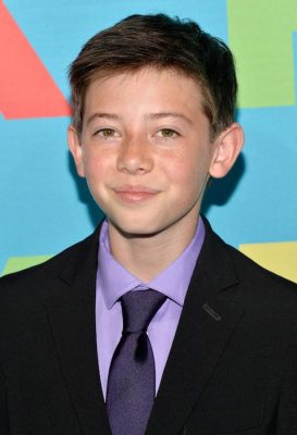 Griffin Gluck Height, Weight, Birthday, Hair Color, Eye Color