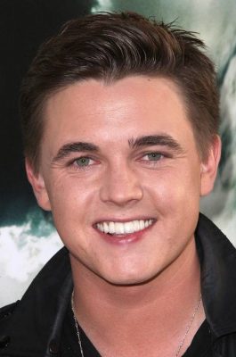 Jesse McCartney Height, Weight, Birthday, Hair Color, Eye Color