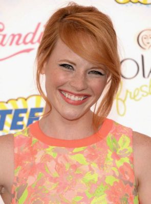 Katie Leclerc Height, Weight, Birthday, Hair Color, Eye Color