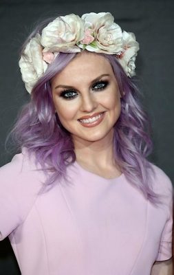 Perrie Edwards Height, Weight, Birthday, Hair Color, Eye Color