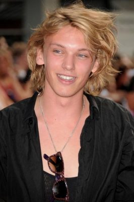 Jamie Campbell Bower Height, Weight, Birthday, Hair Color, Eye Color