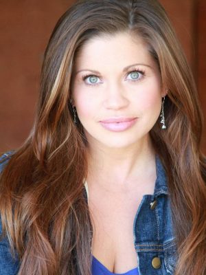 Danielle Fishel Height, Weight, Birthday, Hair Color, Eye Color