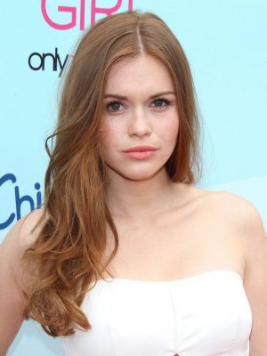 Holland Roden Height, Weight, Birthday, Hair Color, Eye Color