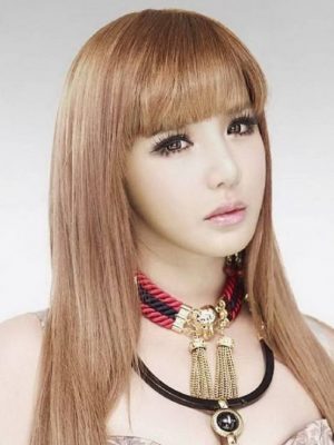 Park Bom Height, Weight, Birthday, Hair Color, Eye Color