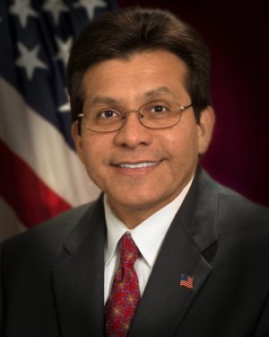 Alberto Gonzales Height, Weight, Birthday, Hair Color, Eye Color
