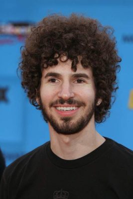 Brad Delson Height, Weight, Birthday, Hair Color, Eye Color