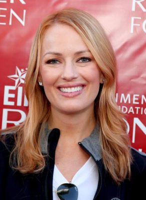 Brooke Anderson Height, Weight, Birthday, Hair Color, Eye Color