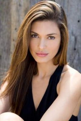 Cinthia Moura Height, Weight, Birthday, Hair Color, Eye Color