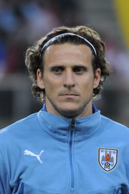 Diego Forlan Height, Weight, Birthday, Hair Color, Eye Color