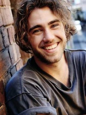 Matt Corby Height, Weight, Birthday, Hair Color, Eye Color