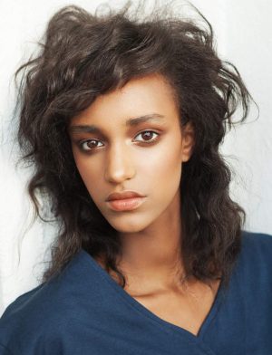 Muna Height, Weight, Birthday, Hair Color, Eye Color