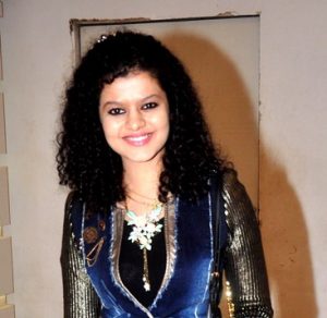 Palak Muchhal Height, Weight, Birthday, Hair Color, Eye Color