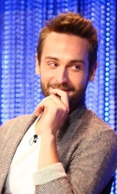 Tom Mison Height, Weight, Birthday, Hair Color, Eye Color