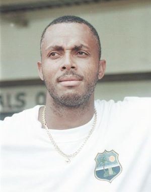 Courtney Walsh Height, Weight, Birthday, Hair Color, Eye Color