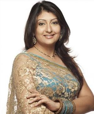 Juhi Parmar Height, Weight, Birthday, Hair Color, Eye Color