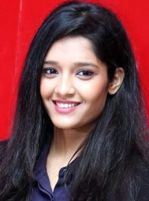 Ritika Singh Height, Weight, Birthday, Hair Color, Eye Color