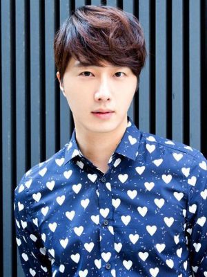 Jung Il Woo Height, Weight, Birthday, Hair Color, Eye Color