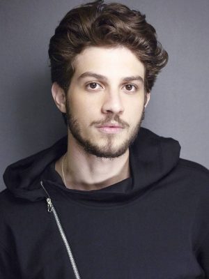 Chay Suede Height, Weight, Birthday, Hair Color, Eye Color