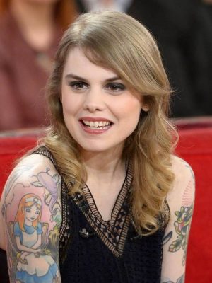 Coeur de Pirate Height, Weight, Birthday, Hair Color, Eye Color