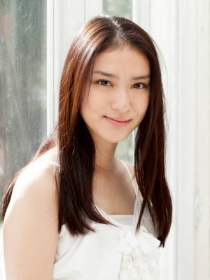 Emi Takei Height, Weight, Birthday, Hair Color, Eye Color