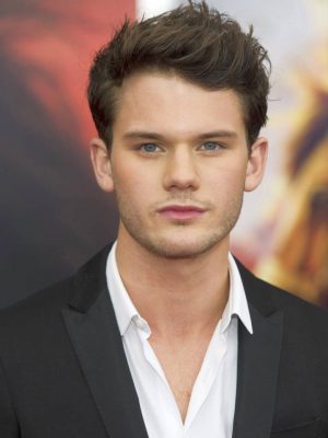 Jeremy Irvine Height, Weight, Birthday, Hair Color, Eye Color