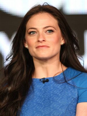 Lara Pulver Height, Weight, Birthday, Hair Color, Eye Color