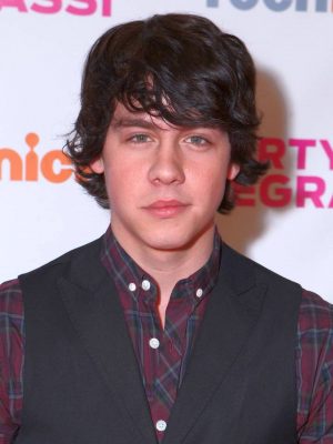 Munro Chambers Height, Weight, Birthday, Hair Color, Eye Color