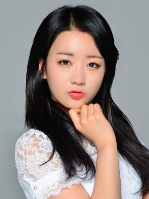 Yoon Bomi