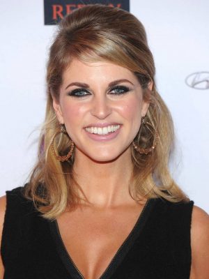 Amy Huberman Height, Weight, Birthday, Hair Color, Eye Color