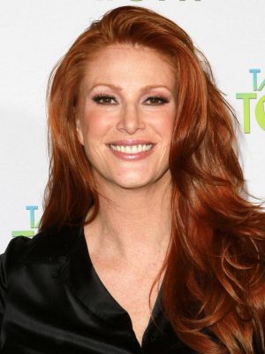 Angie Everhart Height, Weight, Birthday, Hair Color, Eye Color