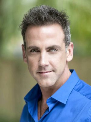 Carlos Ponce Height, Weight, Birthday, Hair Color, Eye Color