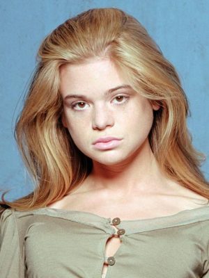 Ellen Muth Height, Weight, Birthday, Hair Color, Eye Color