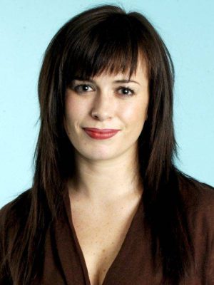 Eve Myles Height, Weight, Birthday, Hair Color, Eye Color