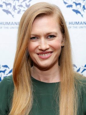 Mireille Enos Height, Weight, Birthday, Hair Color, Eye Color