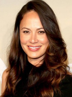 Moon Bloodgood Height, Weight, Birthday, Hair Color, Eye Color