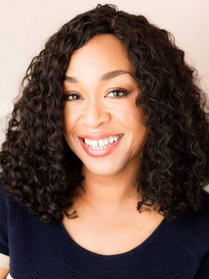 Shonda Rhimes Height, Weight, Birthday, Hair Color, Eye Color