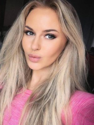 Anna Nystrom Height, Weight, Birthday, Hair Color, Eye Color