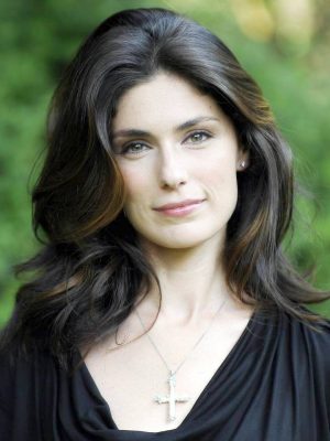 Anna Valle Height, Weight, Birthday, Hair Color, Eye Color