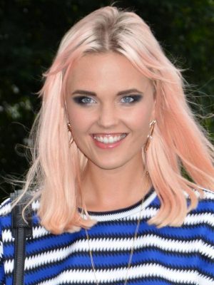Bonnie Strange Height, Weight, Birthday, Hair Color, Eye Color