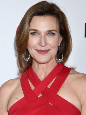Brenda Strong Height, Weight, Birthday, Hair Color, Eye Color