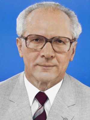 Erich Honecker Height, Weight, Birthday, Hair Color, Eye Color