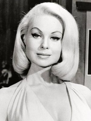 Joi Lansing Height, Weight, Birthday, Hair Color, Eye Color