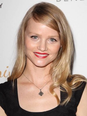 Lindsay Pulsipher Height, Weight, Birthday, Hair Color, Eye Color