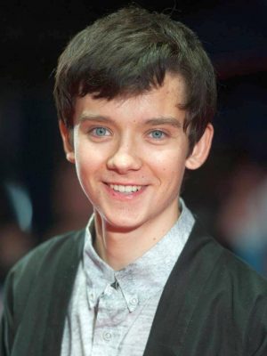 Asa Butterfield Height, Weight, Birthday, Hair Color, Eye Color